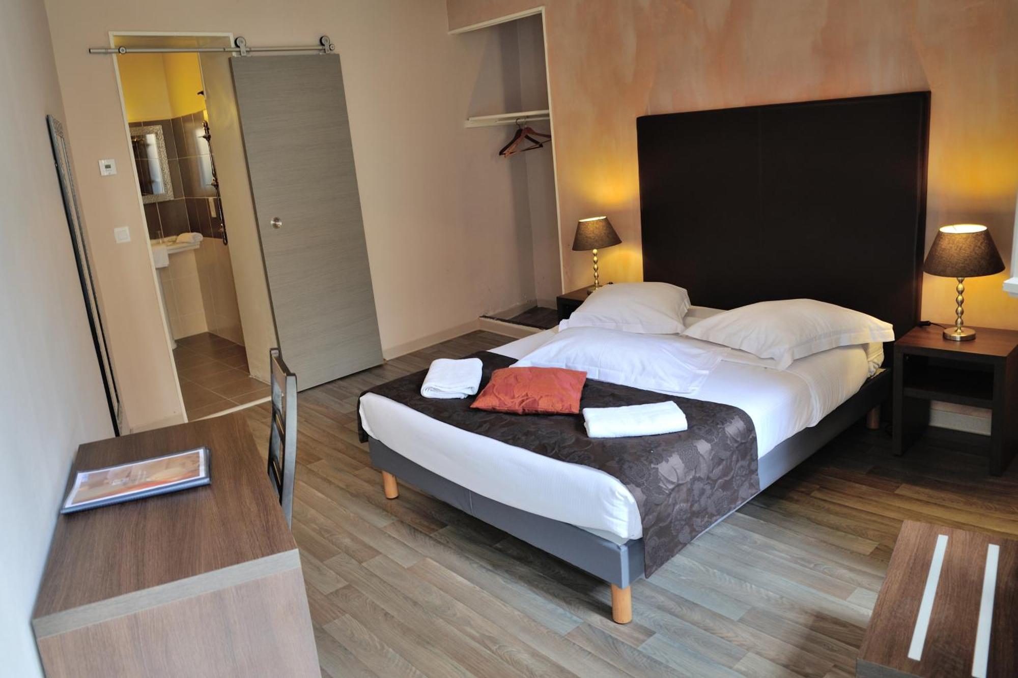 טוייר Hotel Restaurant Cortie מראה חיצוני תמונה
